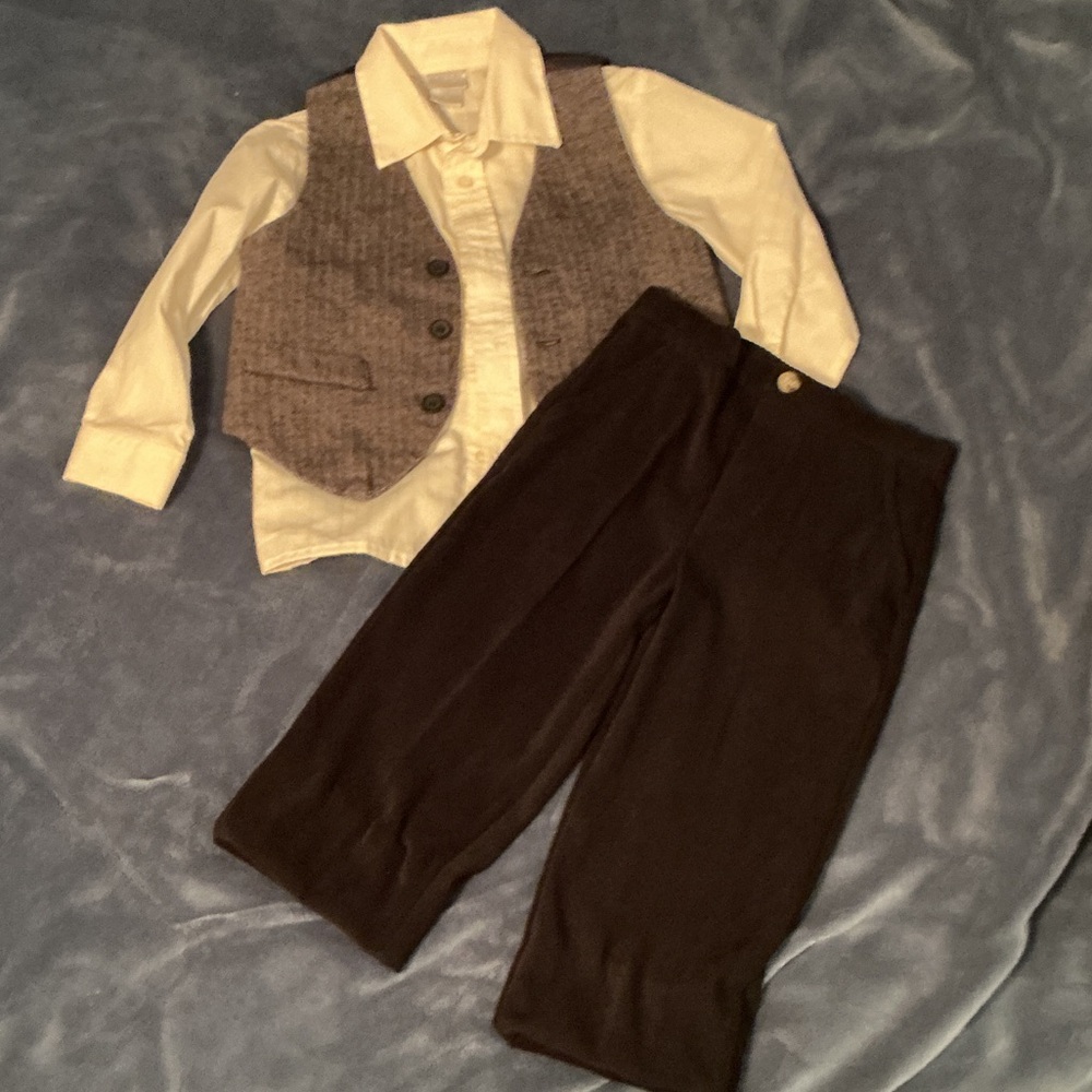 Perfectly Dressed Kids Elegant Gray Vest and Black Pants Set size 3T